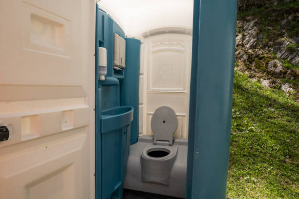 Best Portable restroom trailer rental  in Blakely, PA